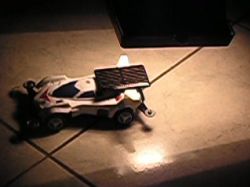 10.用鹵素燈試車