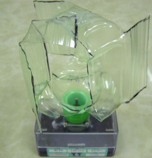 3.插上自製底座即完成